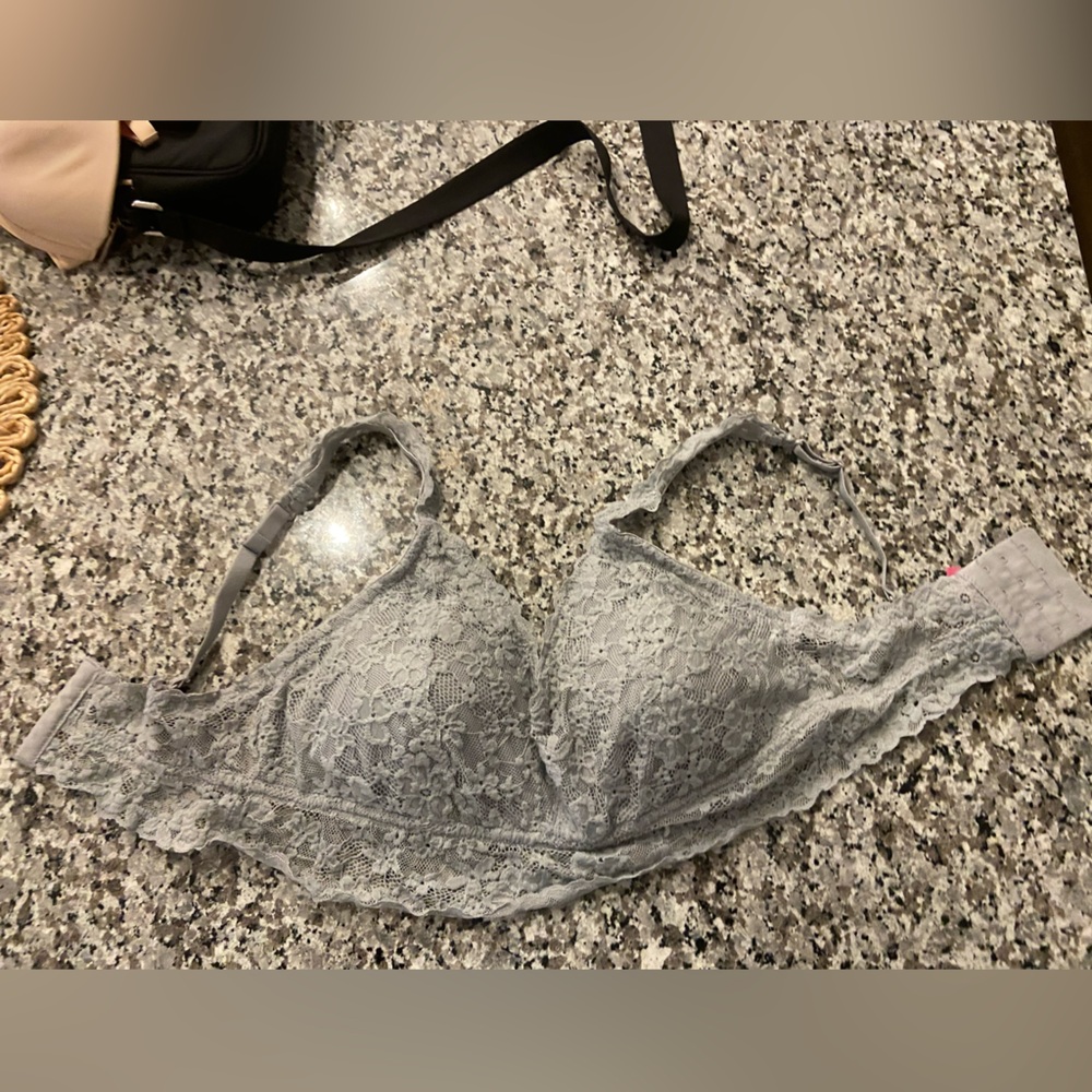 No Boundaries Lace Bra - Light Gray